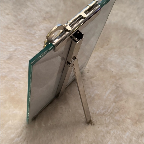 5 X 7 Beveled glass easel Photo Frame Key heart Wedding Anniversary love - Picture 3 of 10